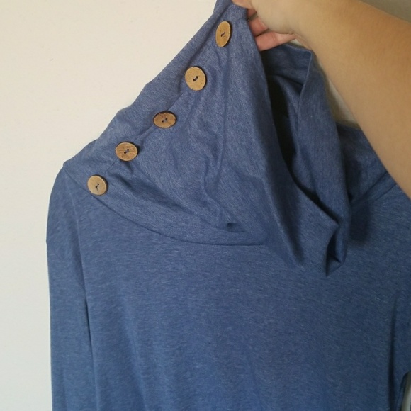 Women's blue cowl neck sweater, medium - Picture 2 of 3